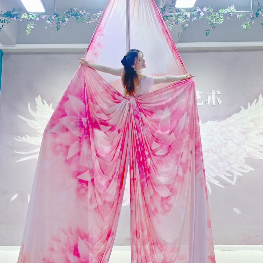 10m Aerial silks Ombre Aerial  - đánh giá và giá Yoga And Fitness Studio